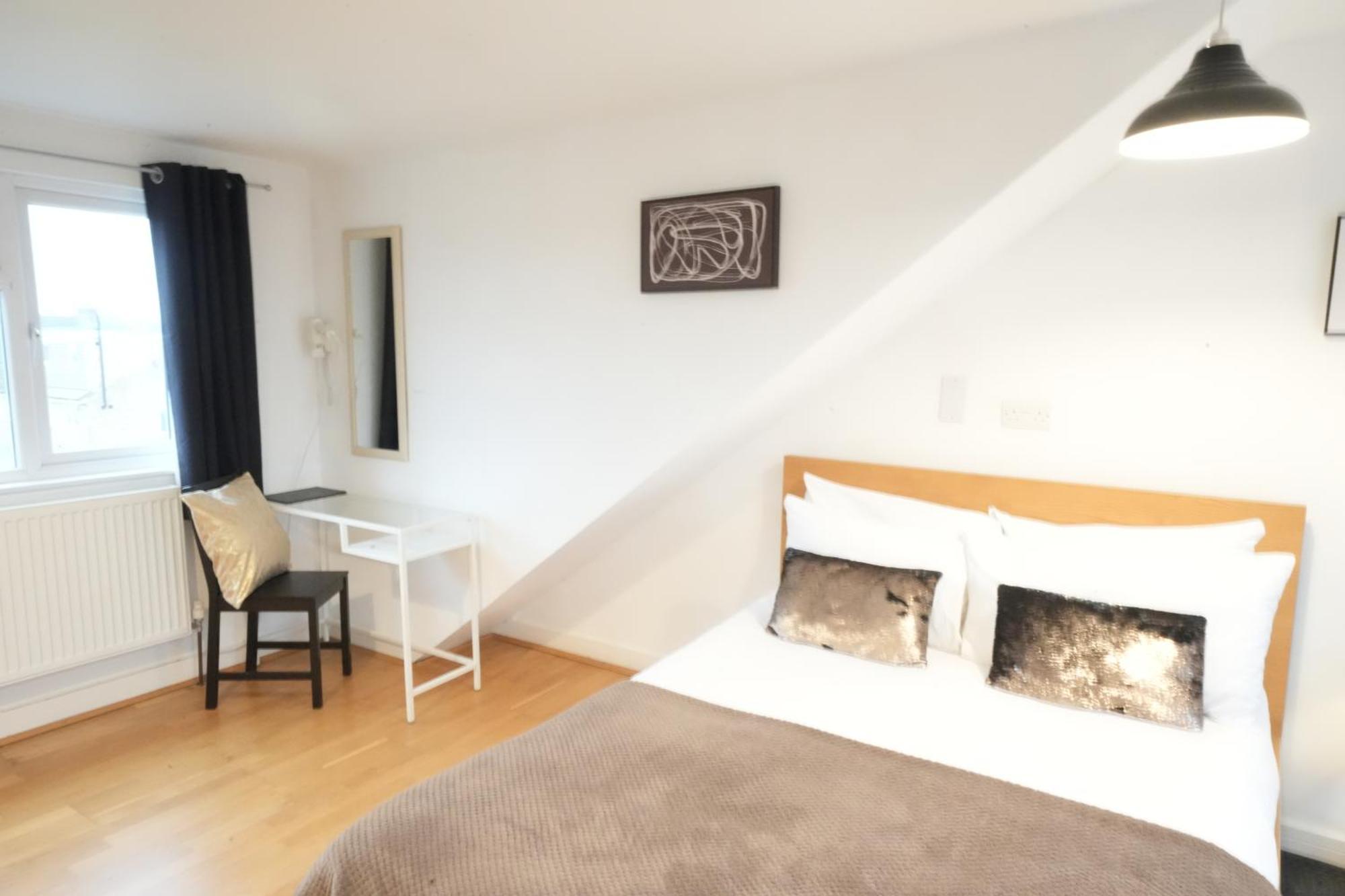 Great Airport Sleep Apartment Harmondsworth ภายนอก รูปภาพ