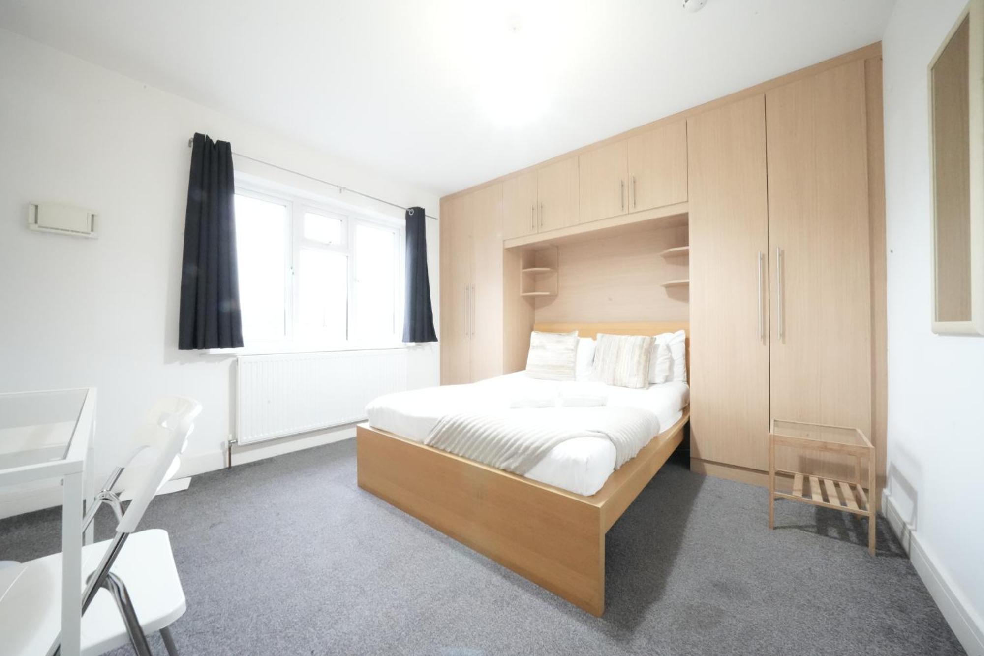 Great Airport Sleep Apartment Harmondsworth ภายนอก รูปภาพ