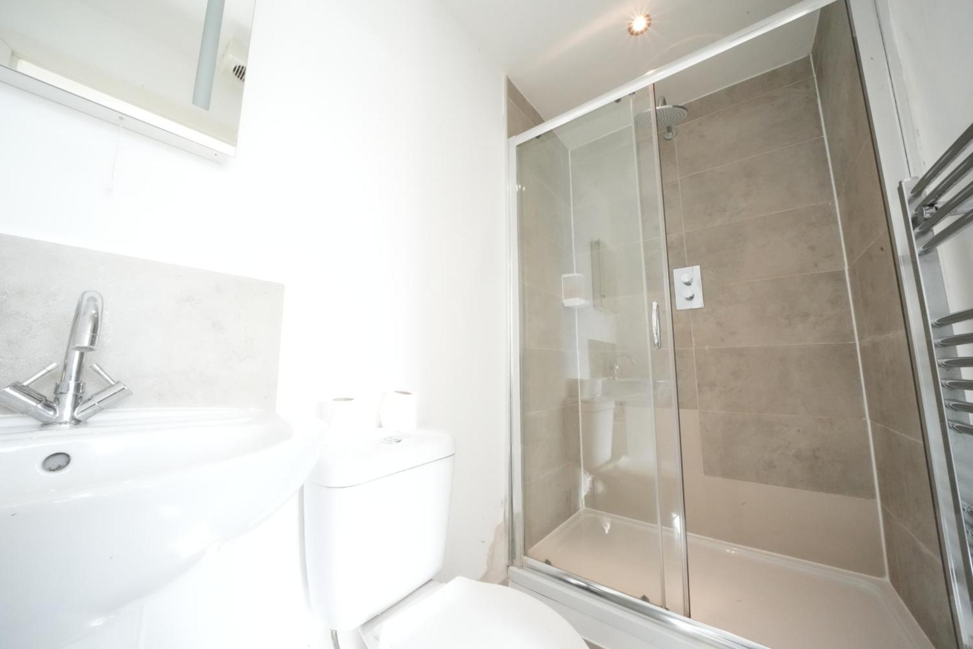 Great Airport Sleep Apartment Harmondsworth ภายนอก รูปภาพ