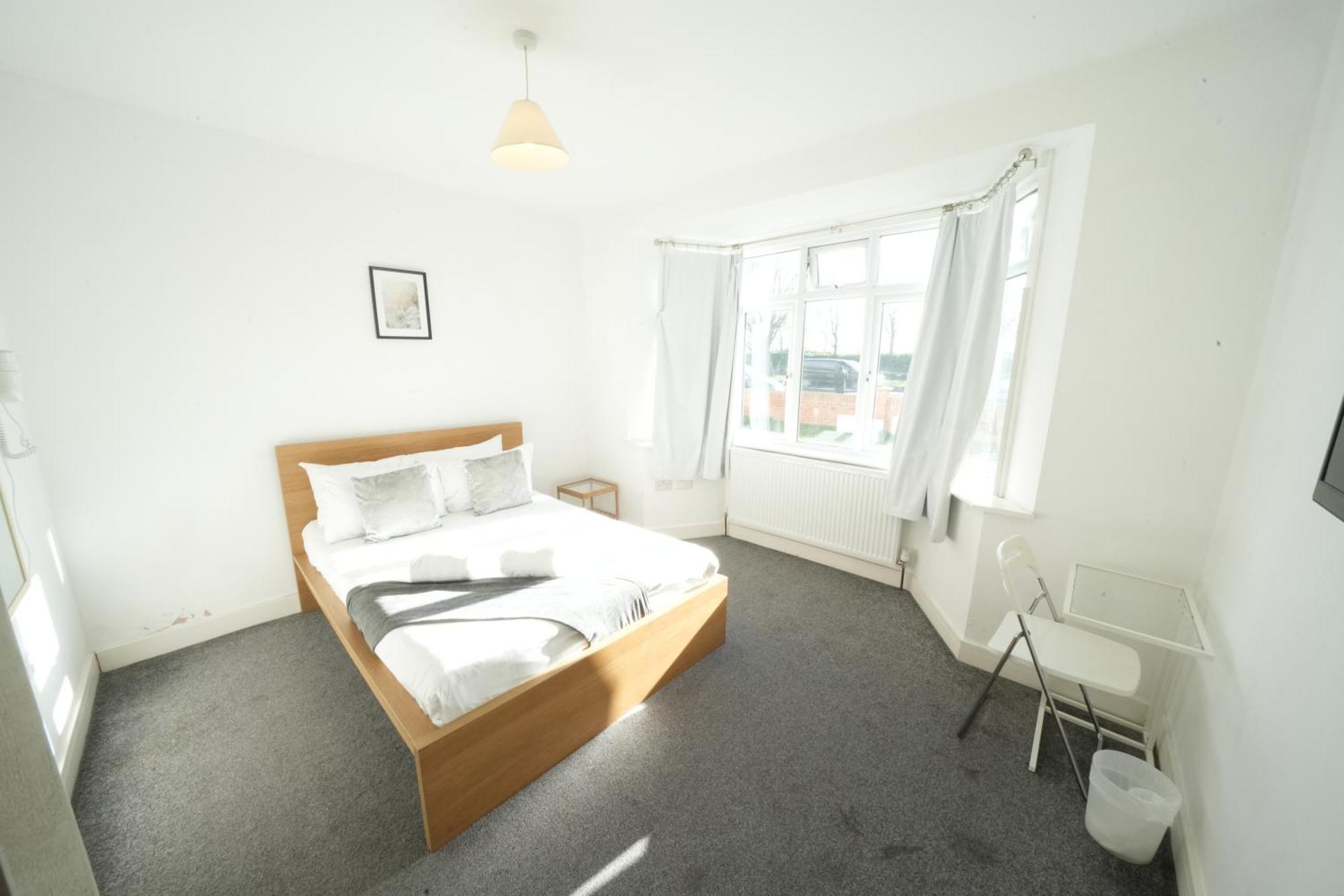 Great Airport Sleep Apartment Harmondsworth ภายนอก รูปภาพ